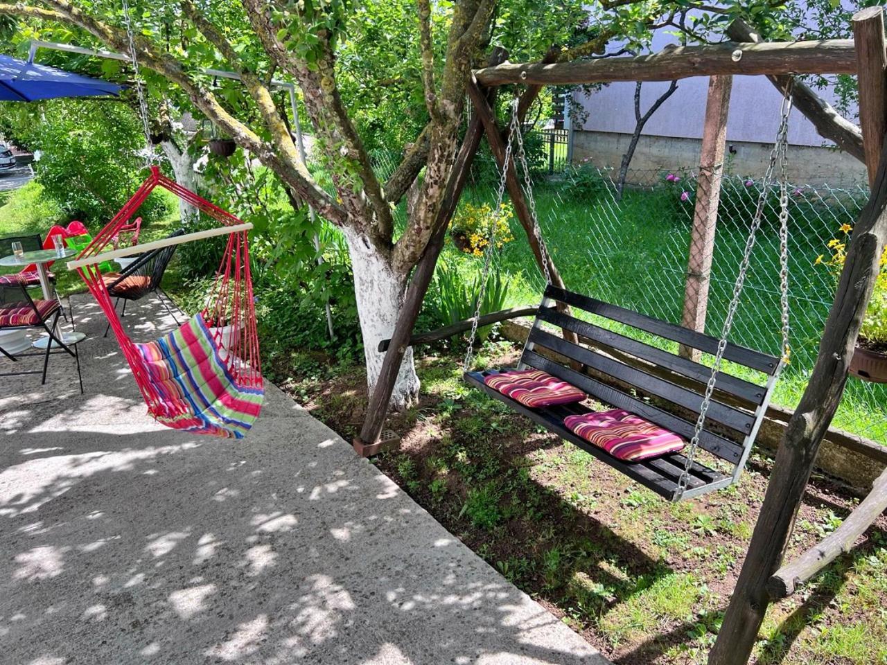 Apartments Fuma Otocsán Kültér fotó